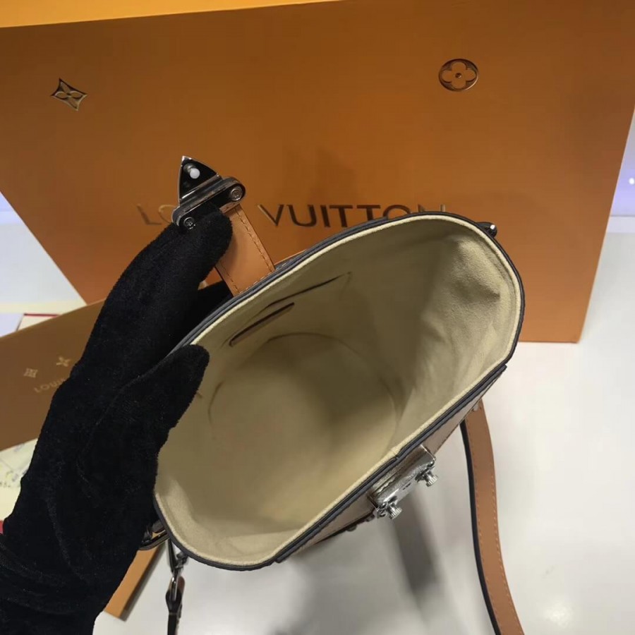 Bolsa de lona Monogram de Louis Vuitton Monogram M52276-8