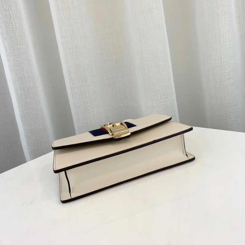 Gucci Sylvie Leather Super Mini Bolsa 494646-4