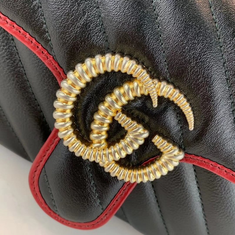 Gucci GG Marmont Bolso de hombro pequeño 446744-7