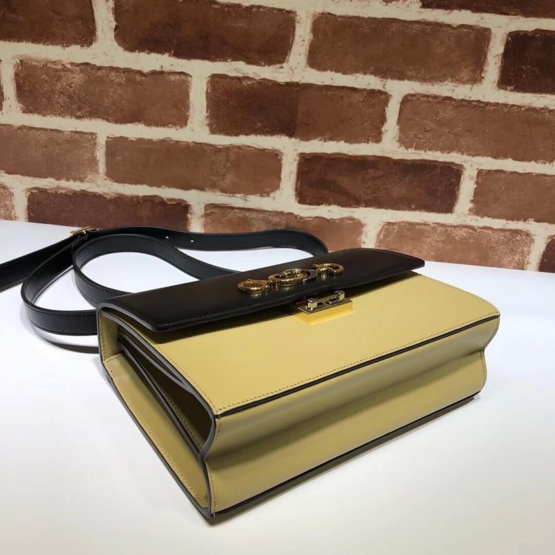 Gucci Zumi Bolso de hombro pequeño de cuero liso 576388-5