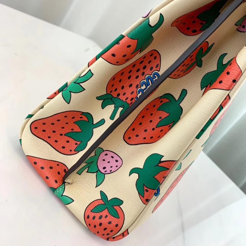 Gucci Zumi Strawberry Print Medium Many Many Bolsa 564714-6