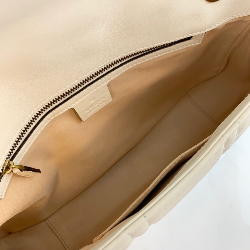 Gucci GG Bolso de hombro Matelasse con pernos 443496-8