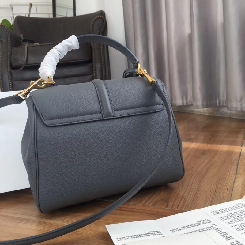 Celine Small 16 Bolsas en becerro de grano 188003-2