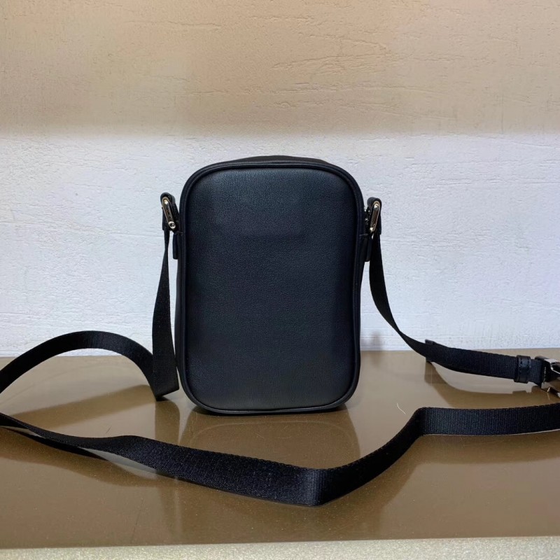 Fendi de cuero liso Bolsas de mensajero pequeño 7VA456-2