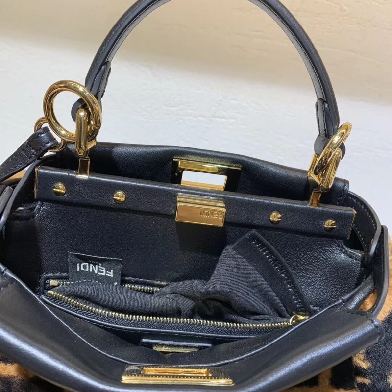 Fendi Peekaboo icónico mini bolso de piel de oveja marrón 8bn244-6
