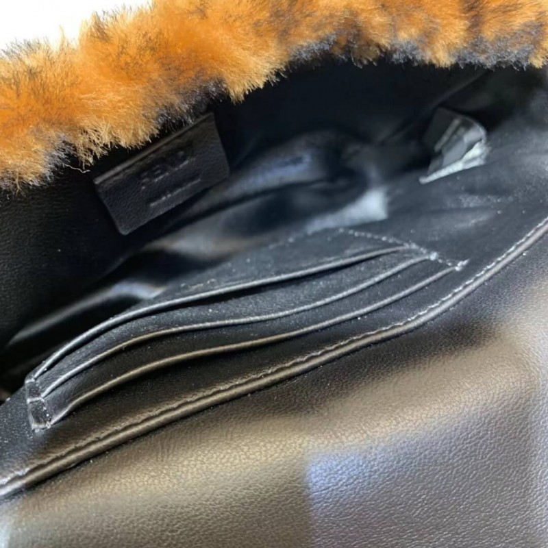 Fendi Sheepskin Mini Bolsauette Bolsa 8BS017-8