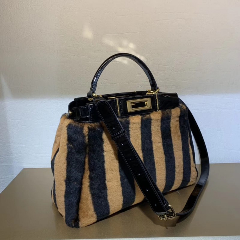 Fendi Peekaboo icónico Medium Black Mink Bolsa 8bn290-3