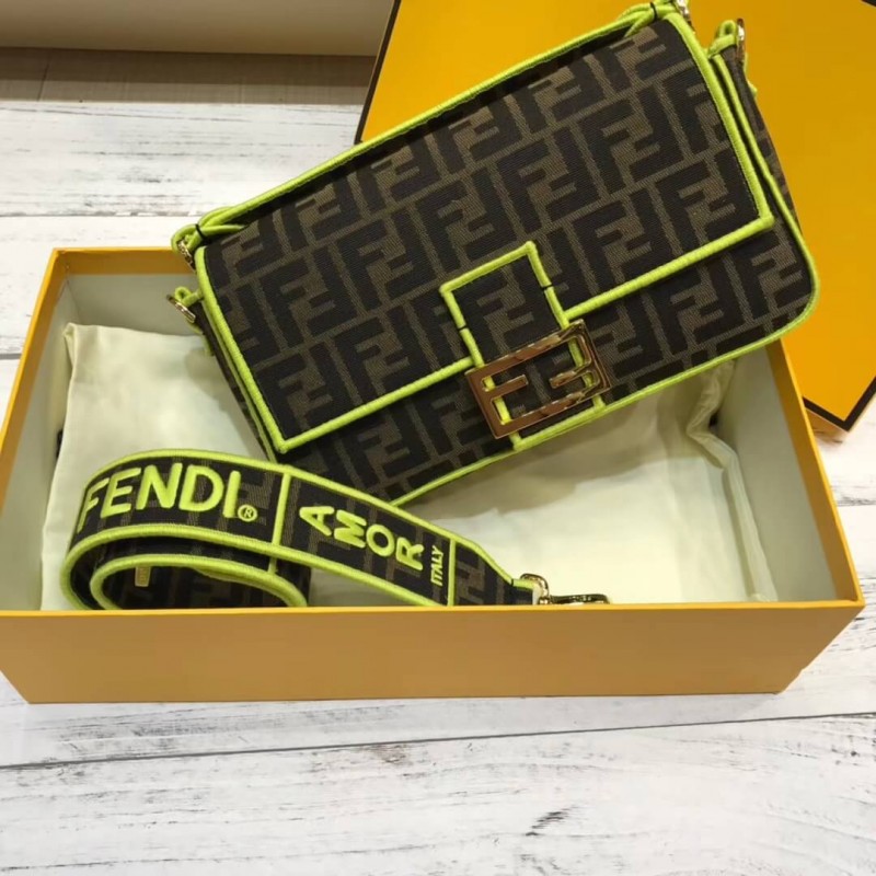 Fendi Roma Amor Fabric Bolsauette Bolsa 8Br600-3