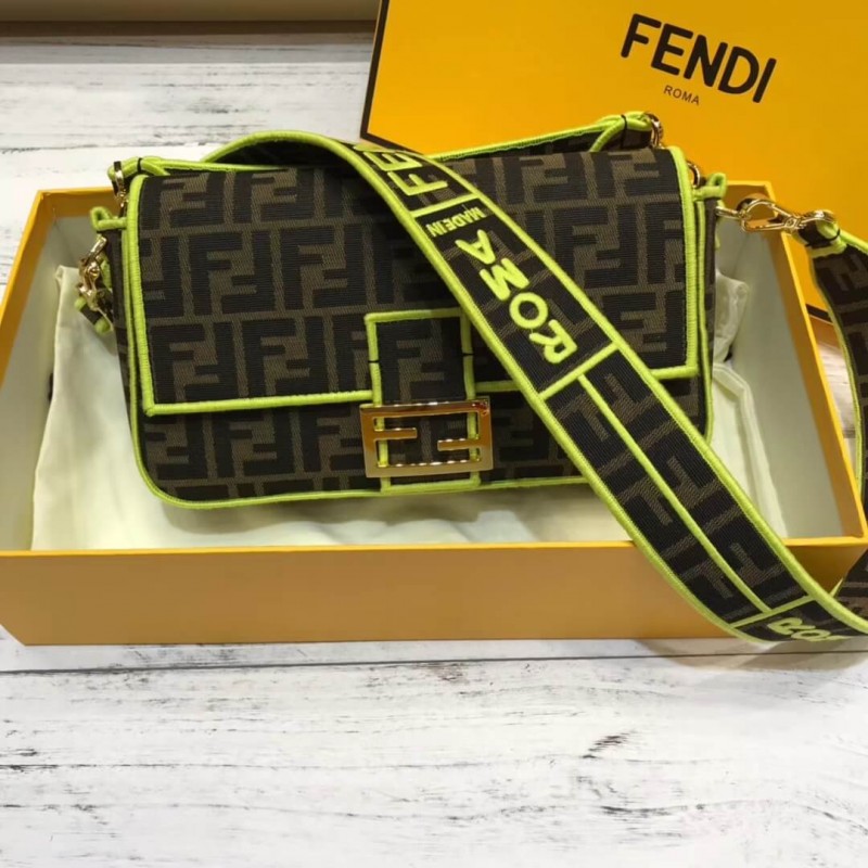 Fendi Roma Amor Fabric Bolsauette Bolsa 8Br600-4