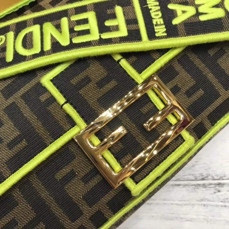 Fendi Roma Amor Fabric Bolsauette Bolsa 8Br600-7
