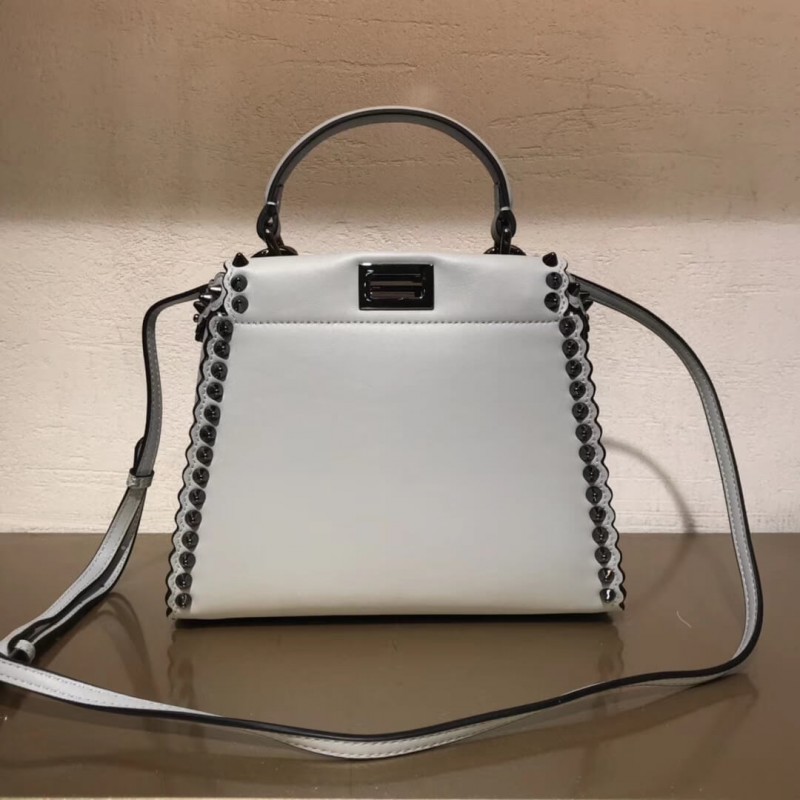 Fendi Peekaboo Mini con Micro Studs de metal 8bn244-1