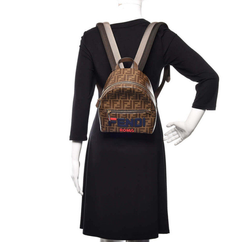 Fendi Mania logo Zucca recubierto de lienzo mochila 8BZ038-2