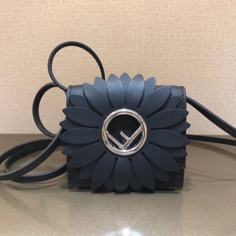 Fendi Micro Kan I Logo Gerbera Leather Shoulder Bolsa 8BS003-1
