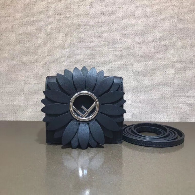 Fendi Micro Kan I Logo Gerbera Leather Shoulder Bolsa 8BS003-2