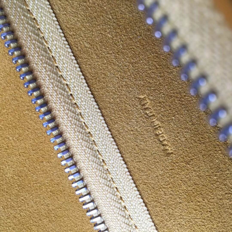 Bolsa de cinturón micro Celine en becerro grano 189153 amarillo-8