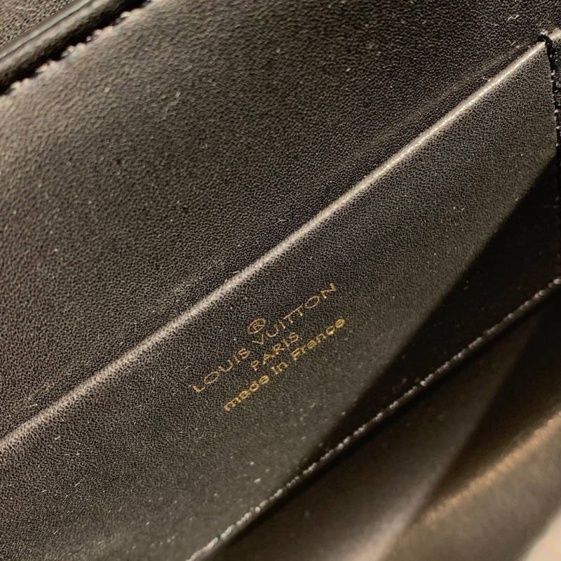 Louis Vuitton Pochette LV Thelma M55650-8