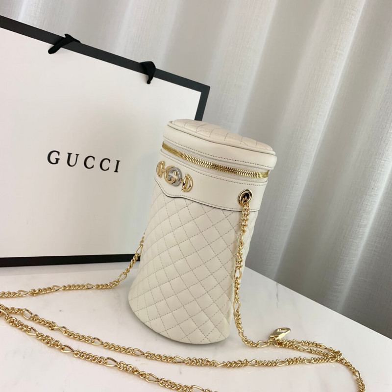 bolso de cinturón de cuero acolchado de Gucci 572298-2