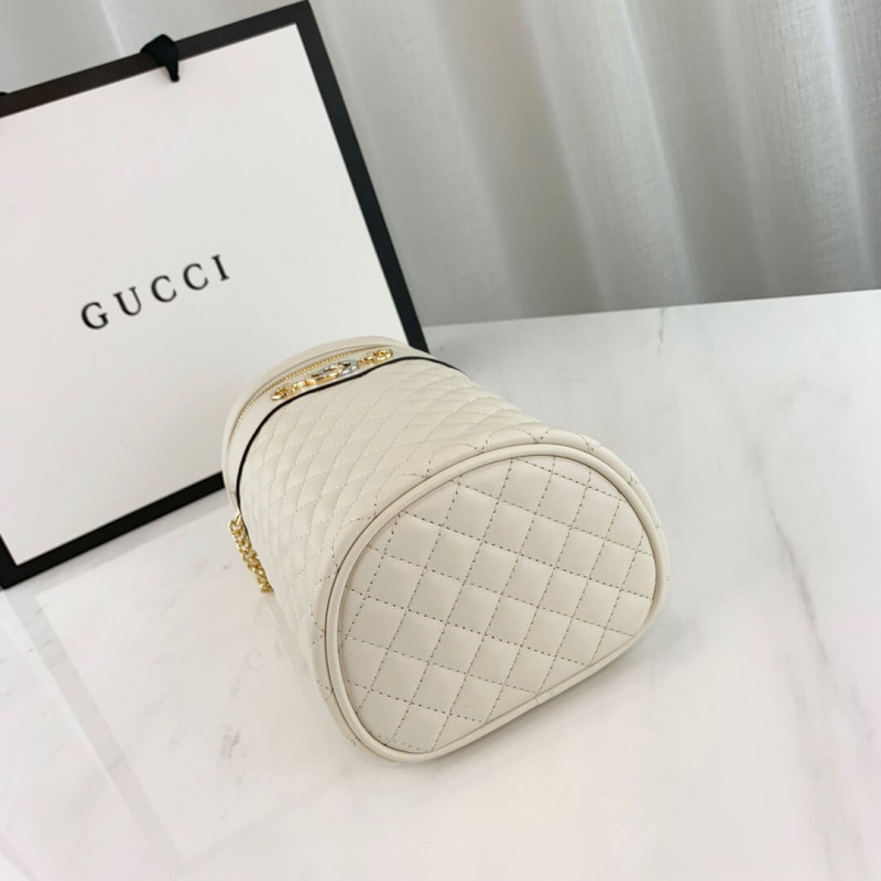 bolso de cinturón de cuero acolchado de Gucci 572298-5