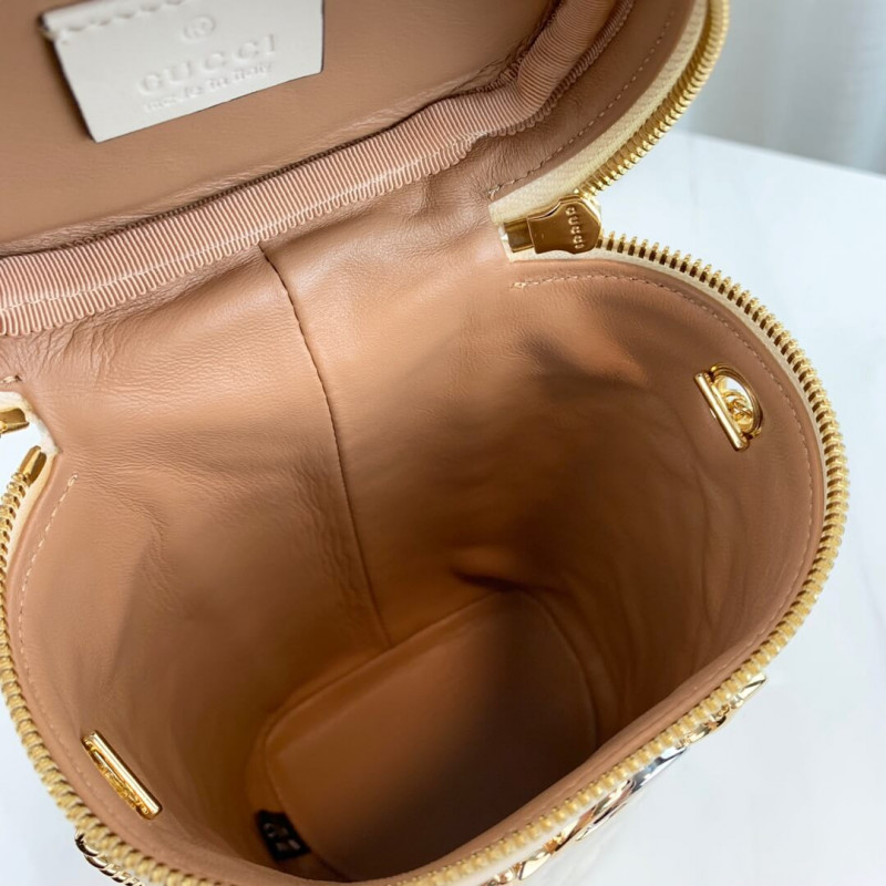 bolso de cinturón de cuero acolchado de Gucci 572298-9