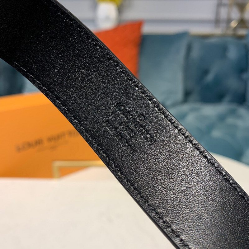 Louis Vuitton Monogram Daily Multi Pocket 30 mm Cinturón M0236Y-5