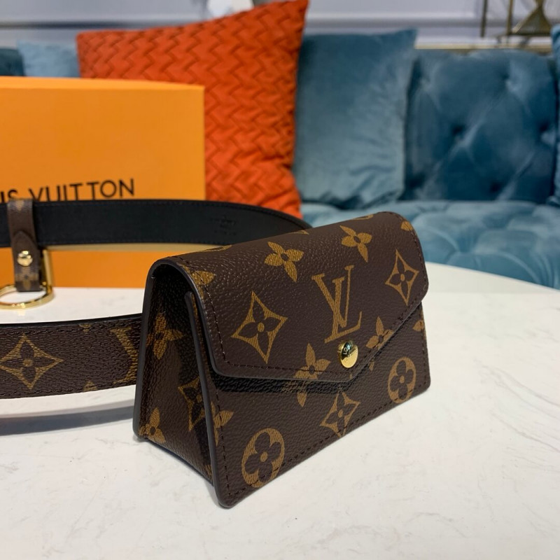 Louis Vuitton Monogram Daily Multi Pocket 30 mm Cinturón M0236Y-8