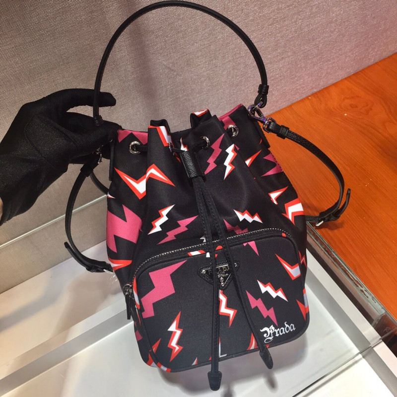 Bolsa de hombro de nylon de impresión Prada Lightning 1BH038-2