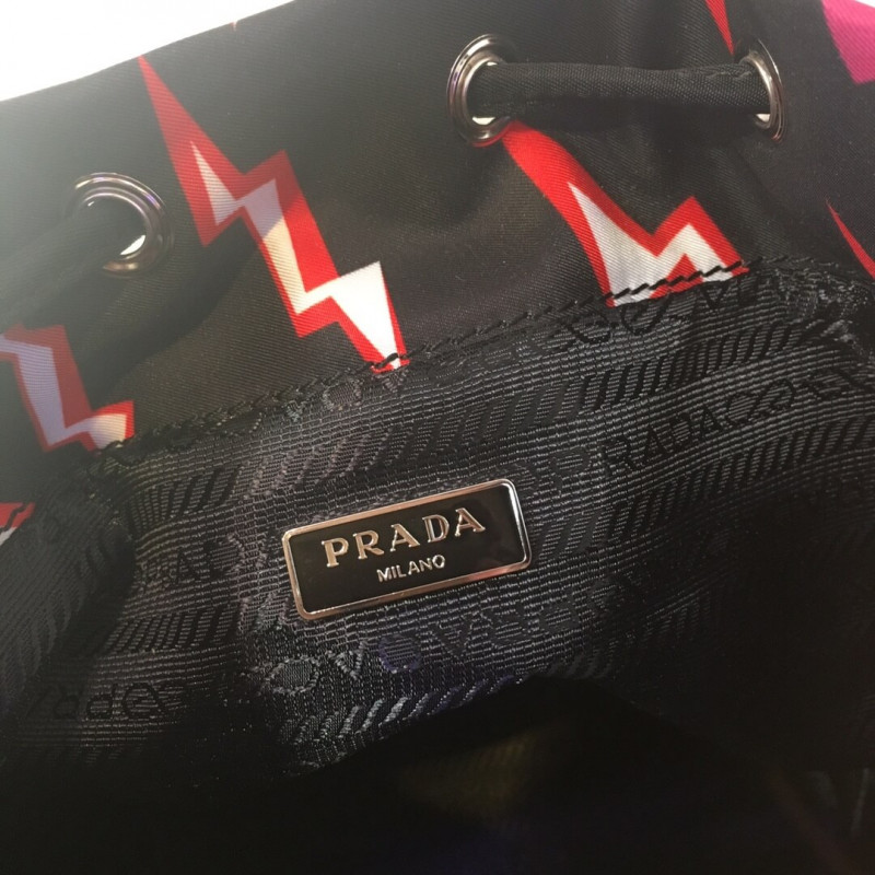 Bolsa de hombro de nylon de impresión Prada Lightning 1BH038-9