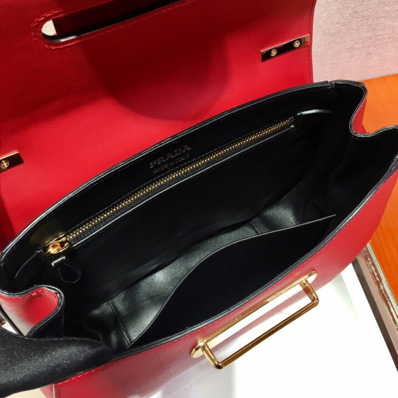Prada Saffiano Leather Medium Sidonie Bolsa 1bn005-9
