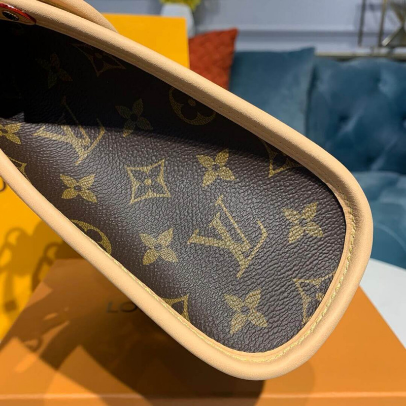 Louis Vuitton Monogram Canvas Ivy M44919-5