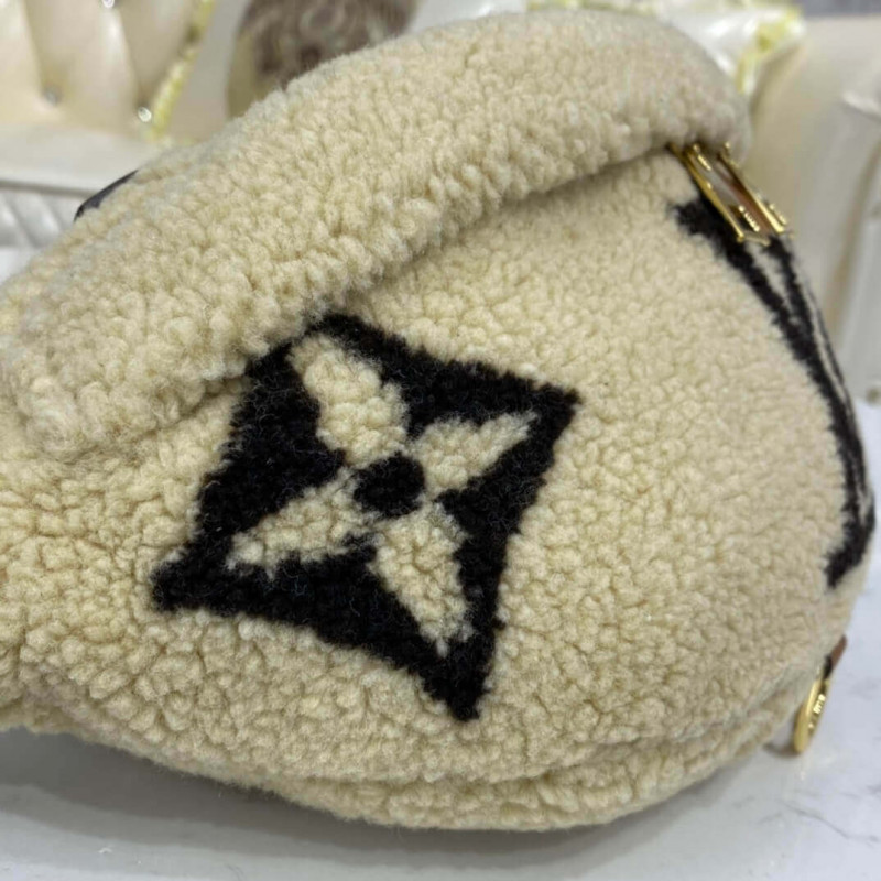 Louis Vuitton BumBolsa M55425-6