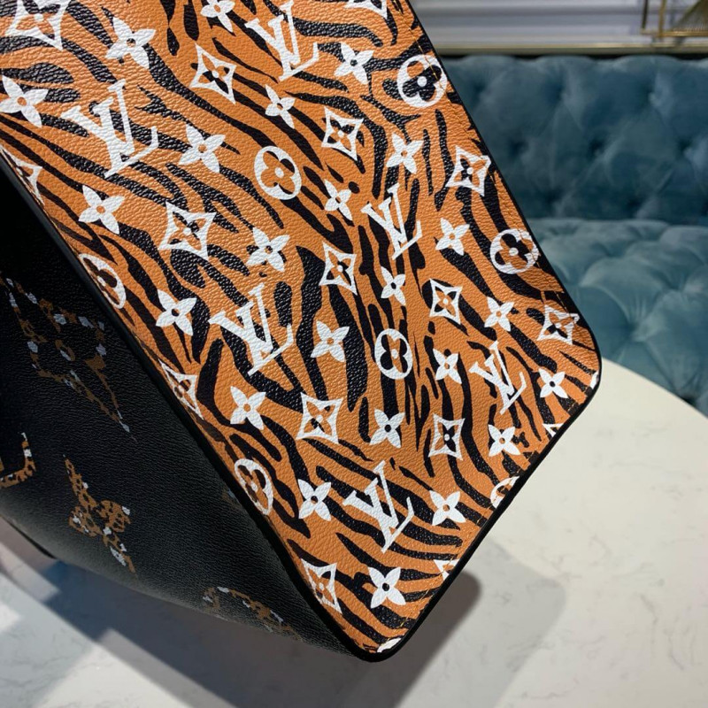 Louis Vuitton Onthego M44674 Negro/Caramelo-5
