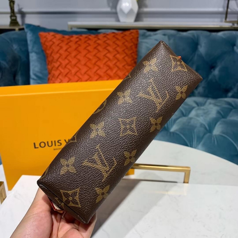 Louis Vuitton Monogram Canvas Cosmetic Pouch M47515-5