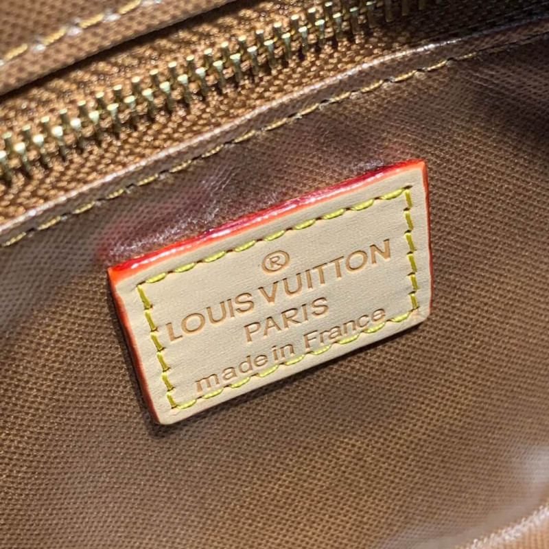 LOUIS VUITTON Monogram lienzo Bolsa de tocador 25 M47527-8