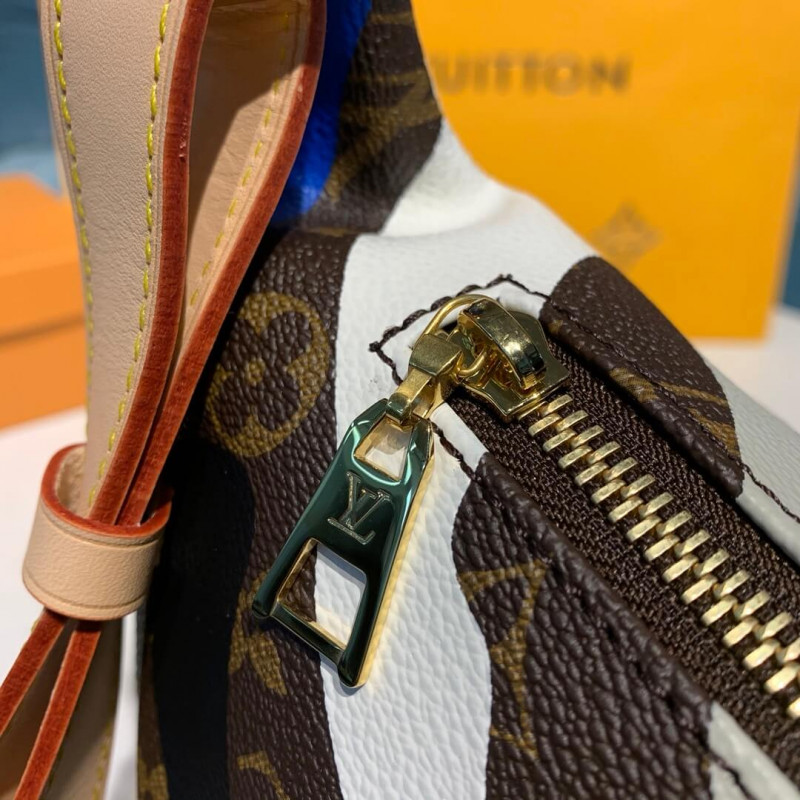 Louis Vuitton Lvxlol BumBolsa M45106-6