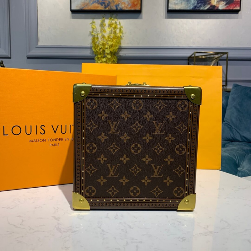 Louis Vuitton Coffret Joaillerie M13513-4