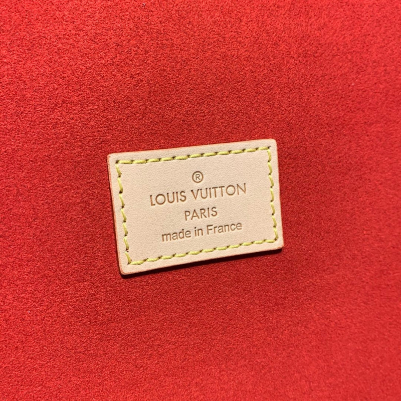 Louis Vuitton Coffret Joaillerie M13513-7