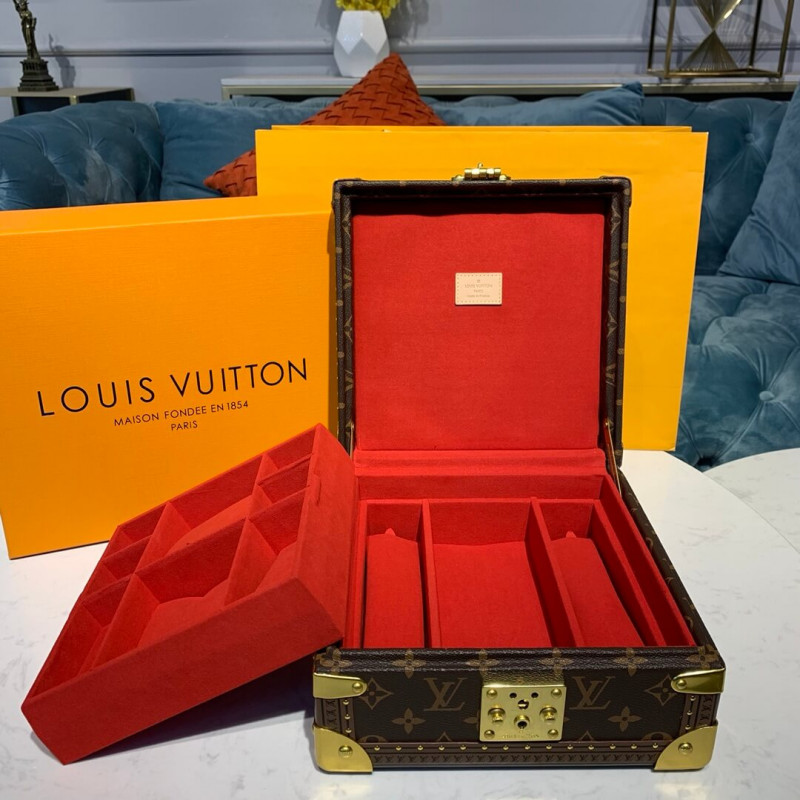 Louis Vuitton Coffret Joaillerie M13513-9