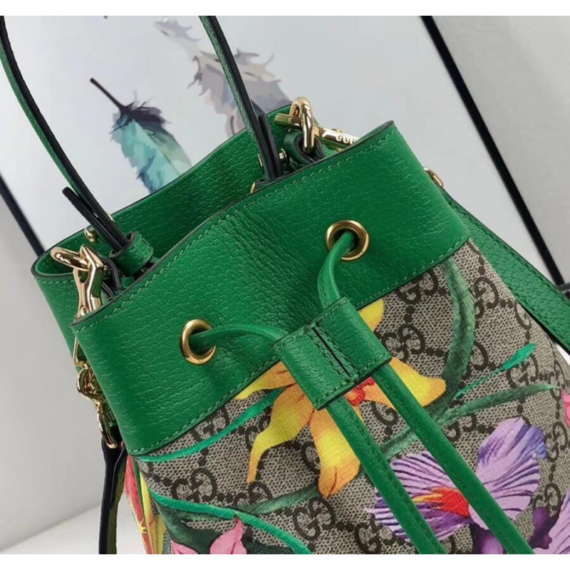 Gucci Ofidia GG Flora Pequeña bolsa de cubo 550621-7