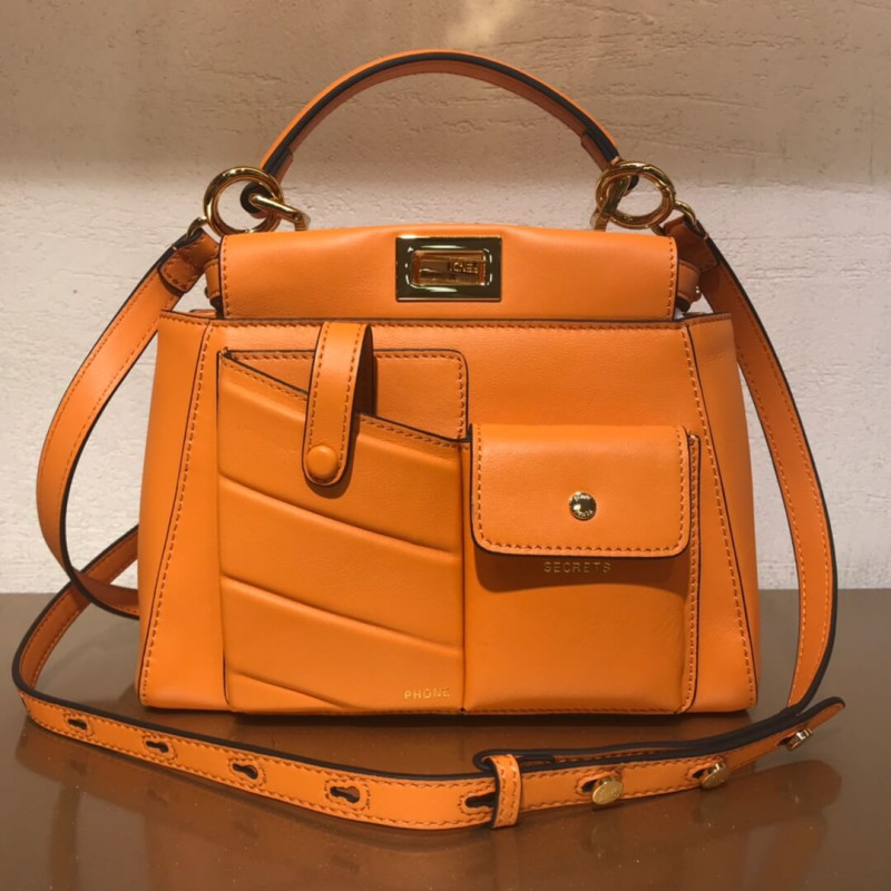 Fendi Peekaboo icónico mini de cuero 8bn311-1
