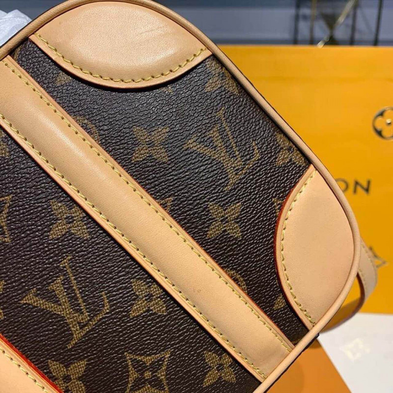 Louis Vuitton Monogram Canvas Valisette BB M44804-4