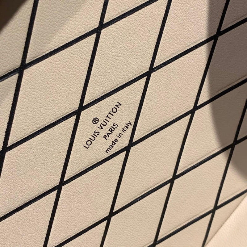 Louis Vuitton Monogram Petite Malle M40273-8