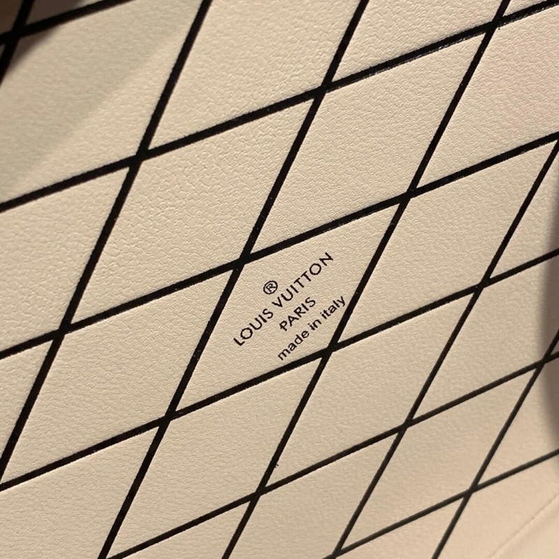 Louis Vuitton Transformed Canvas Petite Malle M52737-8