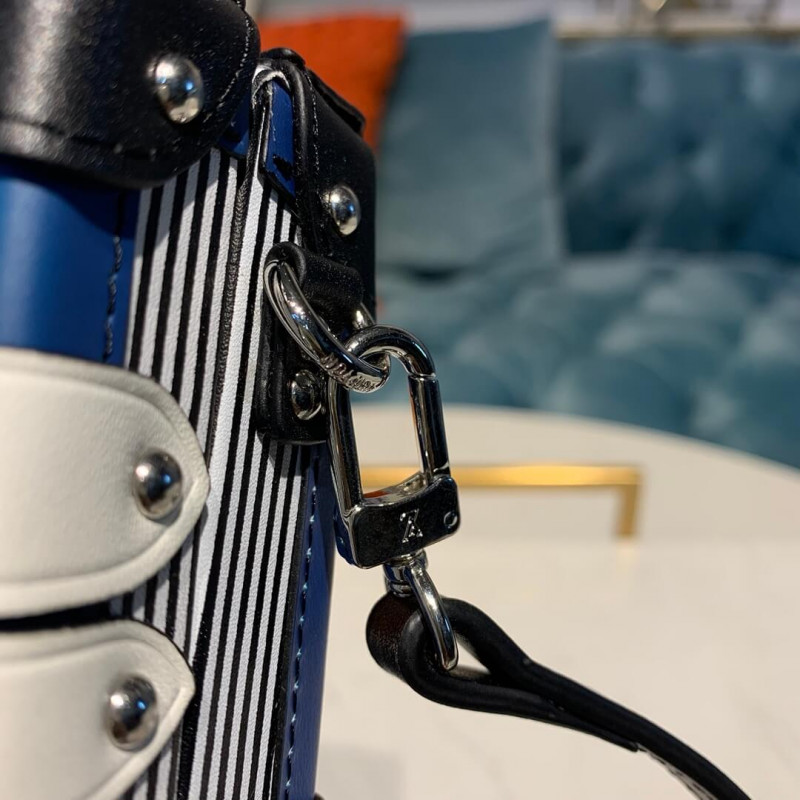 Louis Vuitton Petite Malle M53847-7