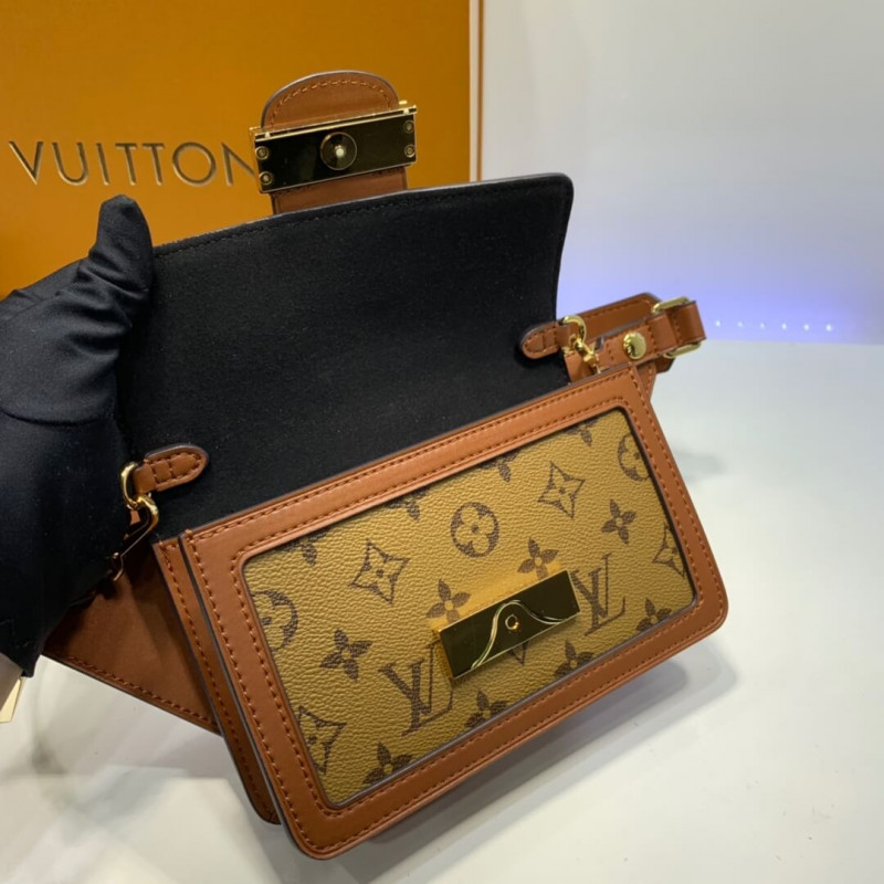 Louis Vuitton BumBolsa Dauphine M44586-7