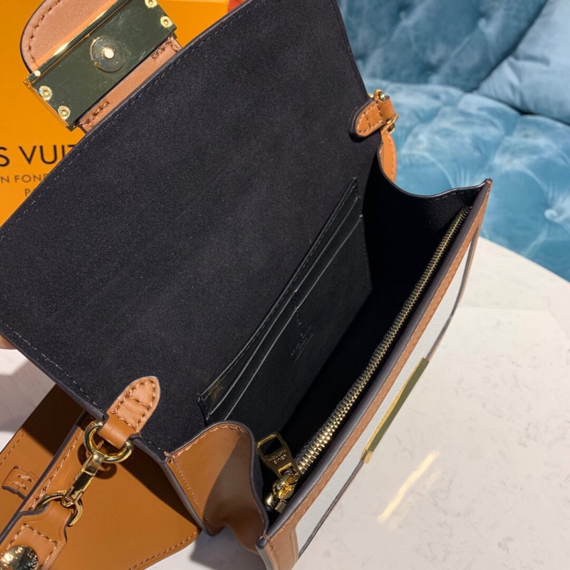 Louis Vuitton BumBolsa Dauphine M58881-8