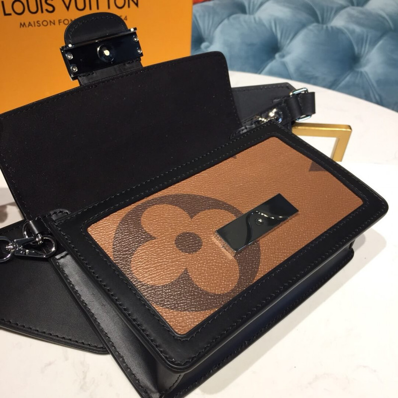 Louis Vuitton BumBolsa Dauphine M67696-8