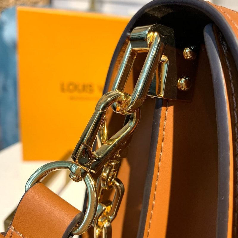 Louis Vuitton Dauphine MM M55071-5