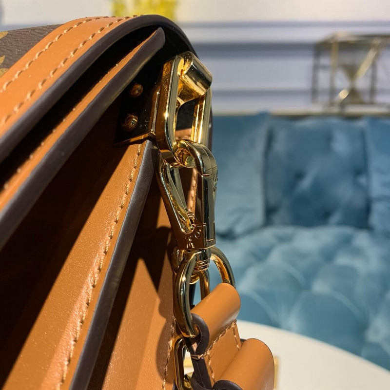 Louis Vuitton Dauphine MM M44392-5