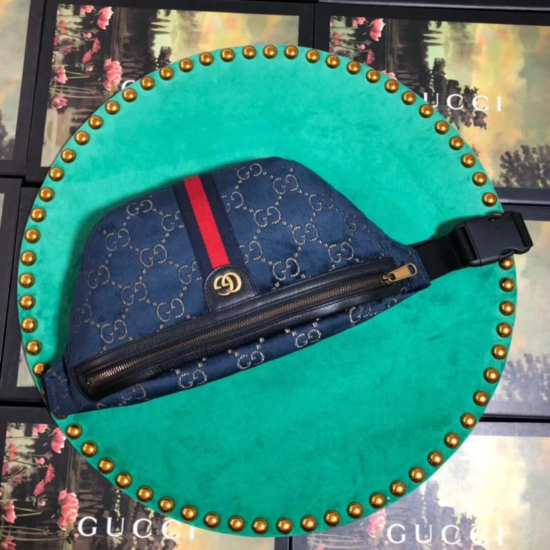 Bolsa de cinturón de terciopelo Gucci GG 574968-3