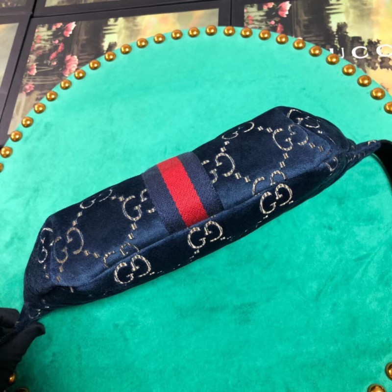 Bolsa de cinturón de terciopelo Gucci GG 574968-5